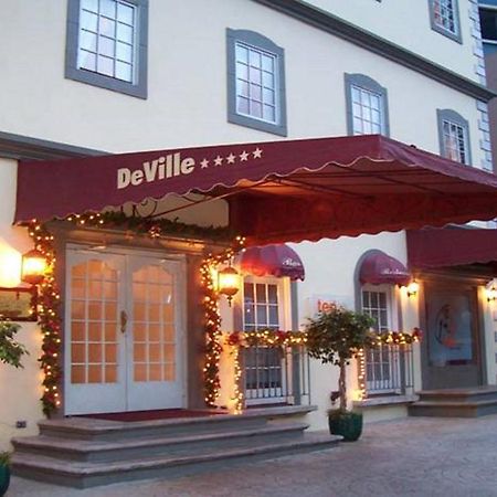 Deville Hotel Panama Stadt Exterior foto